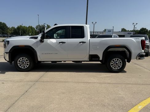 New 2026 GMC Sierra 2500 Pro w/ Convenience Package AWD/4WD image 9