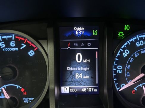 Used 2023 Toyota Tacoma TRD Sport w/ Technology Package image 26