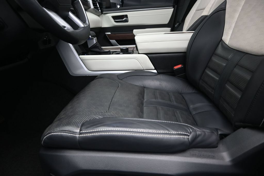 Used 2022 Toyota Tundra Capstone AWD/4WD image 13
