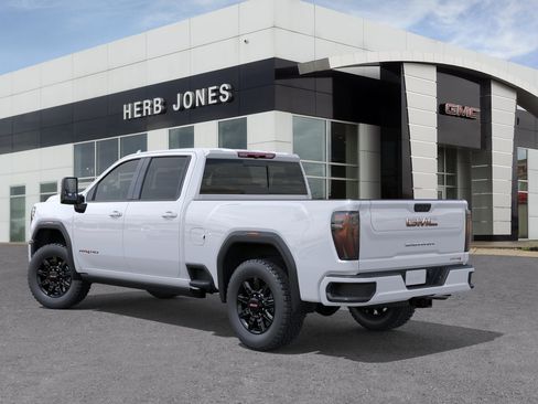 New 2026 GMC Sierra 2500 AT4 w/ AT4 Premium Plus Package AWD/4WD image 3