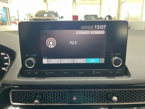 Used 2023 Honda Civic LX image 39