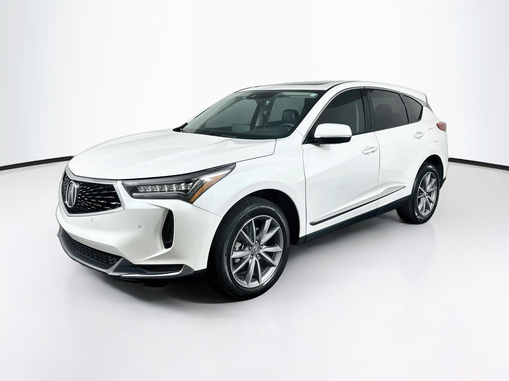 Used 2024 Acura RDX w/ Technology Package AWD/4WD image 3