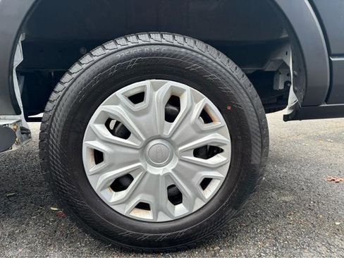Used 2024 Ford Transit 250 Low Roof w/ Exterior Upgrade Package image 4