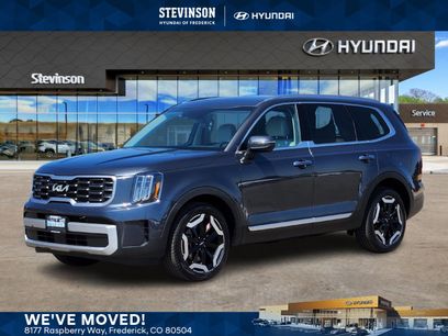 Used 2024 Kia Telluride S w/ S Sunroof Package