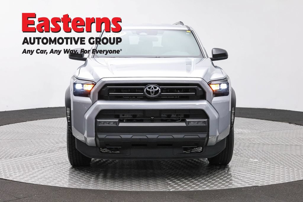 Used 2025 Toyota 4Runner SR5 AWD/4WD image 2