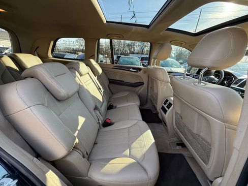 Used 2015 Mercedes-Benz GL 450 4MATIC image 43