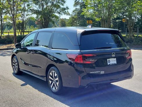 New 2026 Honda Odyssey EX-L image 4