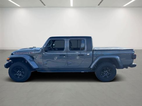 Used 2021 Jeep Gladiator Mojave image 3
