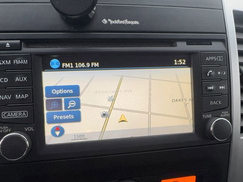 Used 2018 Nissan Frontier PRO-4X image 16