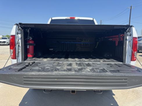 Used 2017 Ford F150 XLT w/ Equipment Group 302A Luxury AWD/4WD image 29