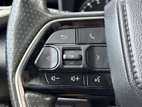 Used 2022 Toyota Tundra SR5 w/ Convenience Package RWD image 23