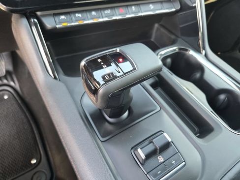 Used 2025 GMC Sierra 1500 AT4 AWD/4WD image 15