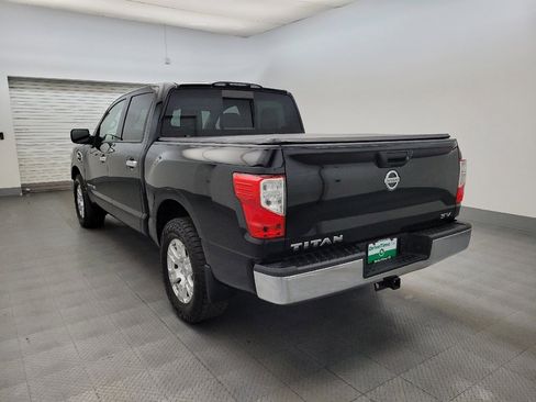 Used 2017 Nissan Titan SV RWD image 5