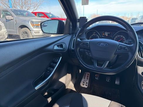 Used 2018 Ford Focus ST image 15