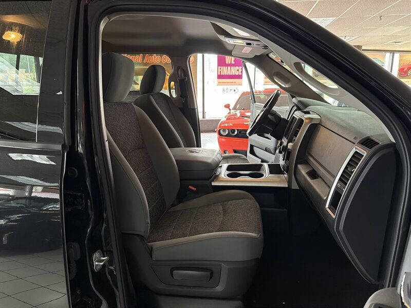 Used 2019 RAM 1500 Big Horn AWD/4WD image 24