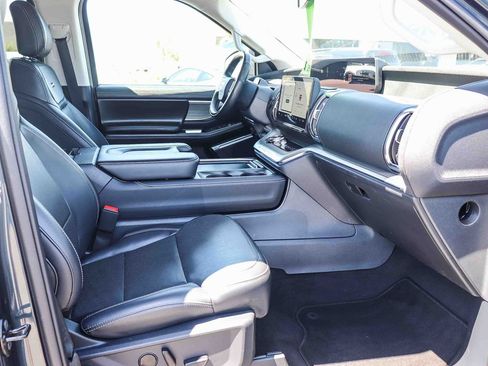 Certified 2025 Ford Expedition Max Platinum AWD/4WD image 14