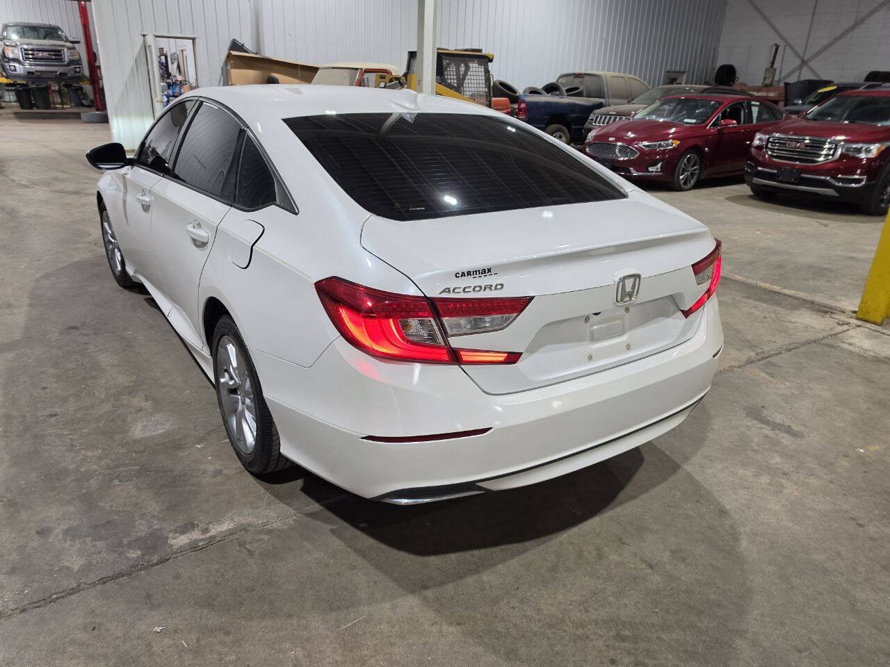 Used 2019 Honda Accord LX image 9