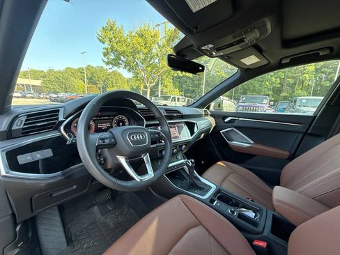 Used 2025 Audi Q3 2.0T Premium Plus w/ Premium Plus Package AWD/4WD image 14