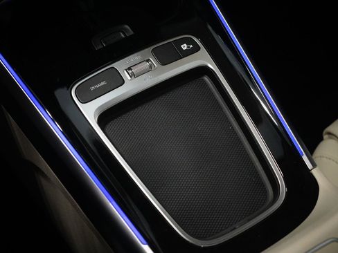 New 2026 Mercedes-Benz GLB 250 4MATIC image 28