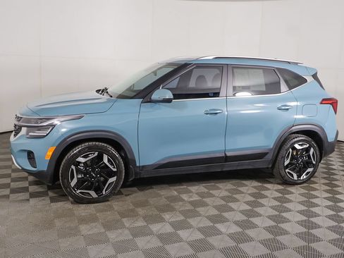 Used 2024 Kia Seltos SX w/ SX Sunroof Package AWD/4WD image 12