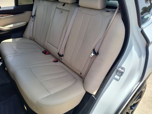 Used 2017 BMW X5 xDrive35i w/ Premium Package AWD/4WD image 37