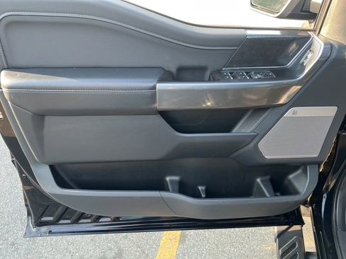 Used 2022 Ford F150 XLT w/ Equipment Group 302A High image 14