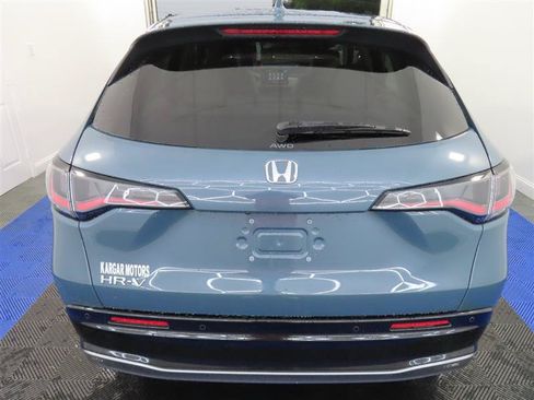 Used 2024 Honda HR-V EX-L image 11