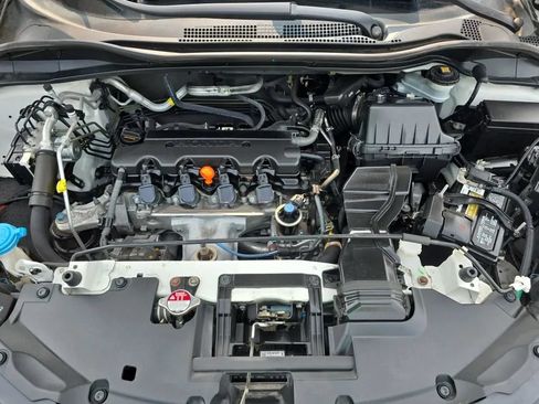 Used 2021 Honda HR-V LX image 45