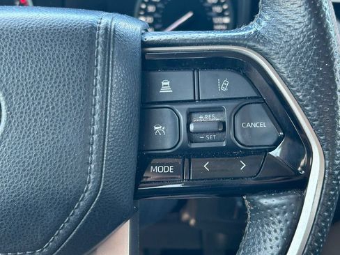 Used 2022 Toyota Tundra Limited RWD image 40