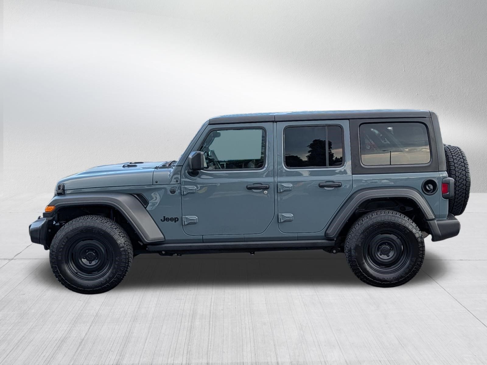 Used 2025 Jeep Wrangler Unlimited Sport AWD/4WD image 4