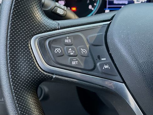 Used 2022 Chevrolet Equinox LS w/ LS Convenience Package image 32