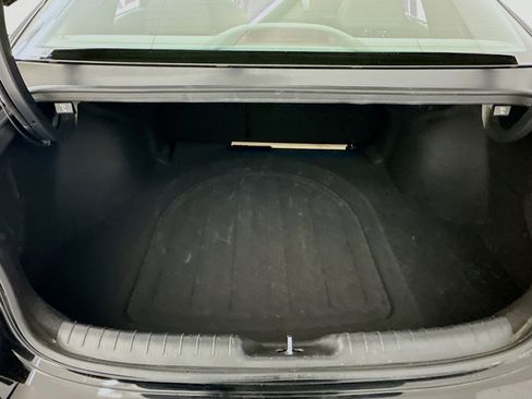 Used 2025 Hyundai Elantra SEL image 31