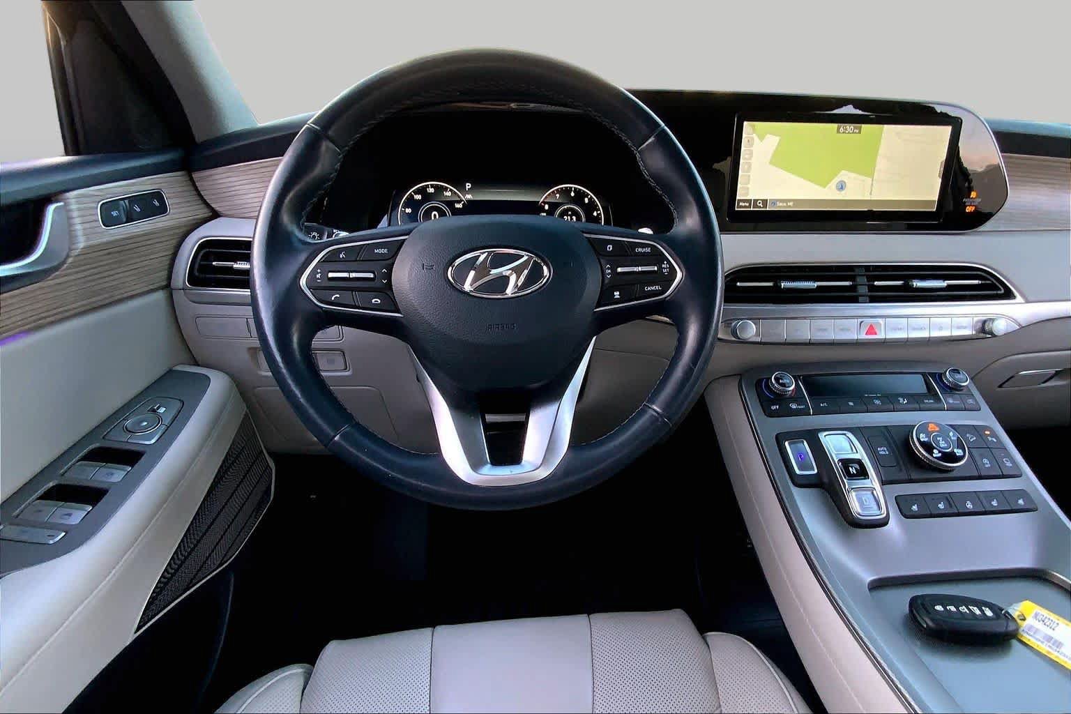 Used 2022 Hyundai Palisade Limited AWD/4WD image 6