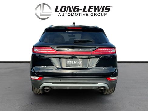 Used 2017 Lincoln MKC Select w/ Select Plus Package FWD image 5