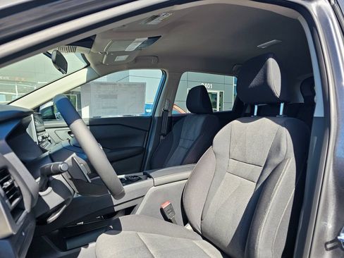 New 2026 Nissan Rogue SV AWD/4WD image 17