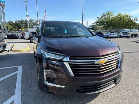 Used 2023 Chevrolet Traverse High Country FWD image 12