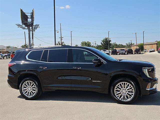 Used 2026 GMC Acadia Denali FWD image 5