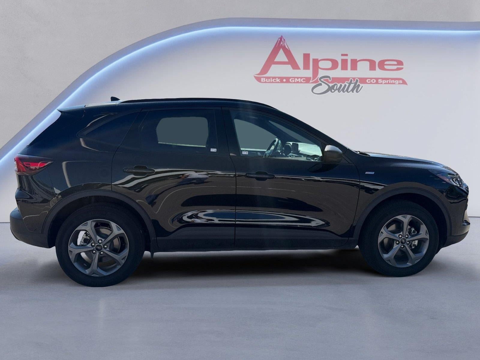 Used 2025 Ford Escape ST-Line AWD/4WD image 6