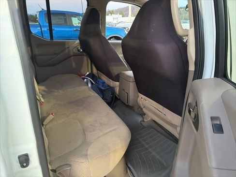 Used 2016 Nissan Frontier SV w/ SV Value Truck Package image 14