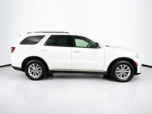 Used 2024 Dodge Durango SXT image 10