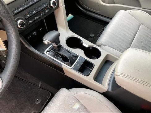 Certified 2022 Kia Sportage LX FWD image 14