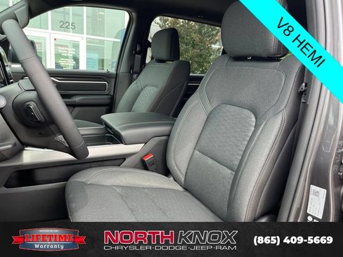 New 2026 RAM 1500 Big Horn AWD/4WD image 4