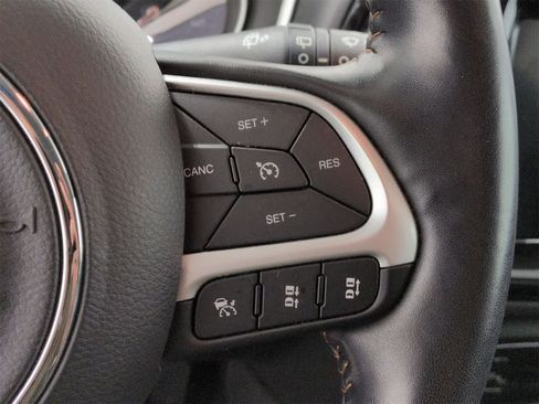 Certified 2021 Jeep Compass Limited image 25