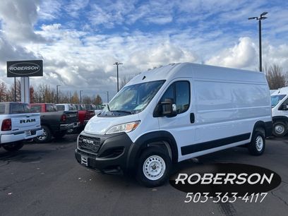 Used 2025 RAM ProMaster 2500 w/ Storage Group