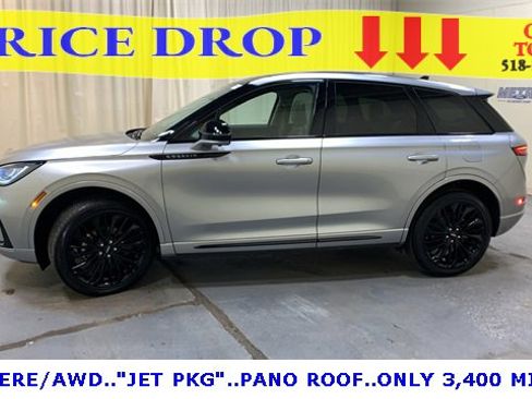 Used 2024 Lincoln Corsair AWD w/ Equipment Group 101A image 6