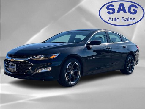 Used 2023 Chevrolet Malibu LT image 2