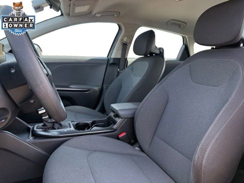 Certified 2025 Kia K4 FWD image 9