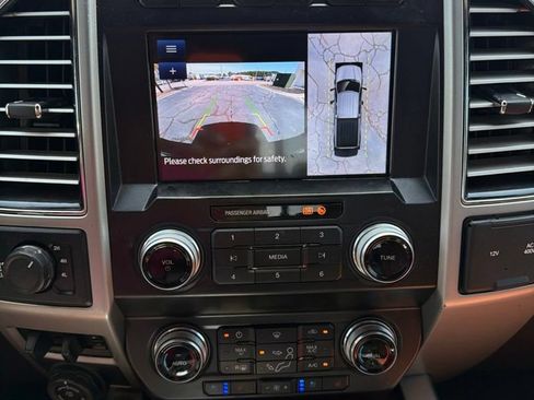 Used 2020 Ford F250 King Ranch w/ King Ranch Ultimate Package AWD/4WD image 14