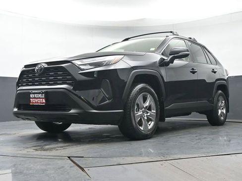 Certified 2025 Toyota RAV4 XLE w/ Weather Package AWD/4WD image 29