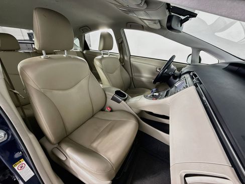 Used 2013 Toyota Prius Four FWD image 27